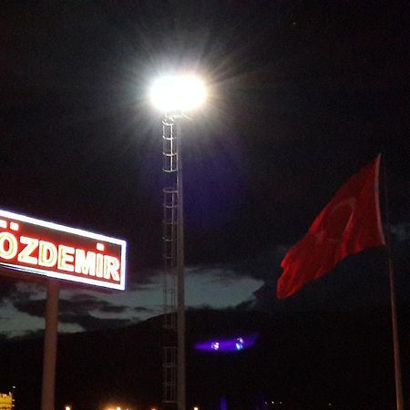 Ozdemir Hotel Pamukova Extérieur photo